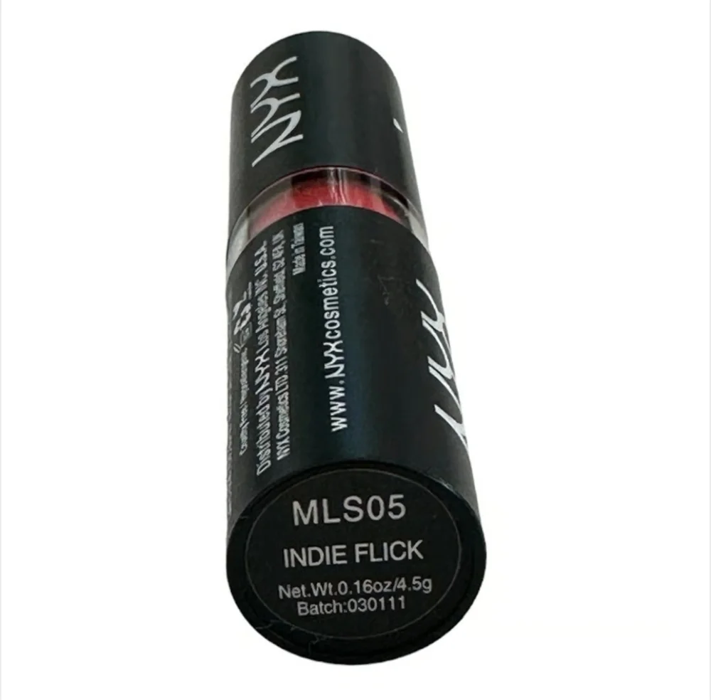 NYX matte long